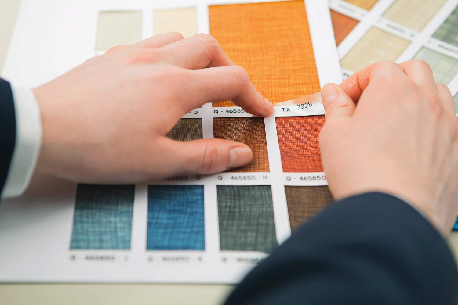 Taśma Dymo 40910 D1 9mm x 7m przezroczysta/czarny nadruk - obrazek 2