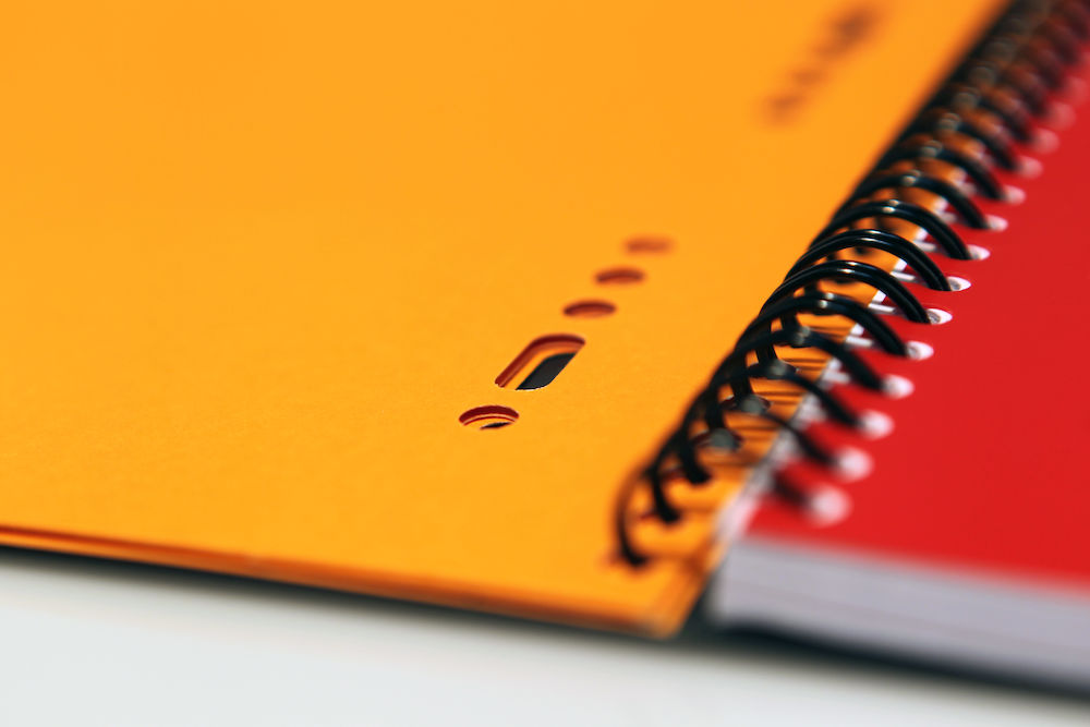 Kołonotatnik OXFORD INTERNATIONAL ACTIVEBOOK A5+ 80 kartek linia - obrazek 3