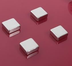 Magnesy 2X3 Bardzo mocne . w kształcie kwadratu