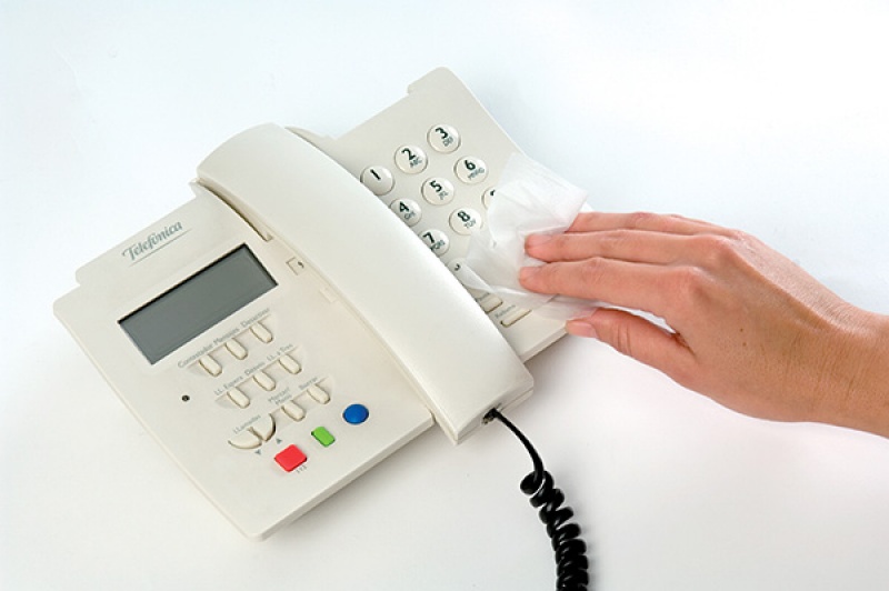 Ściereczki do czyszczenia obudów APLI, tuba, 100szt. - obrazek 2