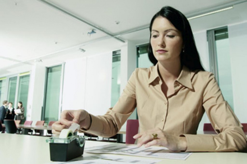 Dyspenser do taśm SCOTCH® (C-18B), w zestawie taśma Magic 19mmx33m, czarny - obrazek 6