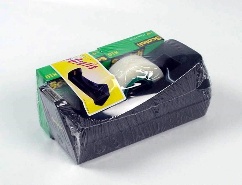 Taśma biurowa SCOTCH® Magic™ (SM3-12), matowa, z dyspenserem, 19mm, 33m, 3szt., podajnik C-38 czarny GRATIS - obrazek 2