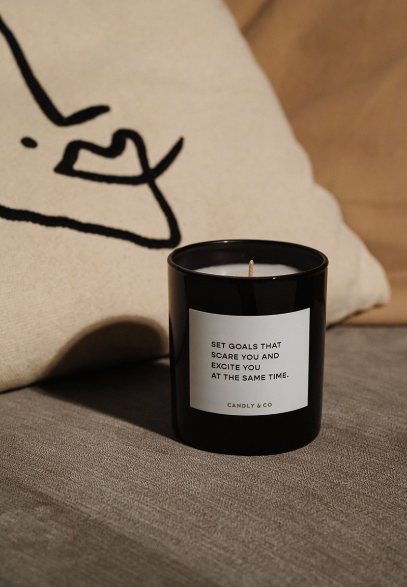Świeca sojowa w szkle CANDLY&CO, Set Goals That Scare You, zapach No.4, 250g - obrazek 4