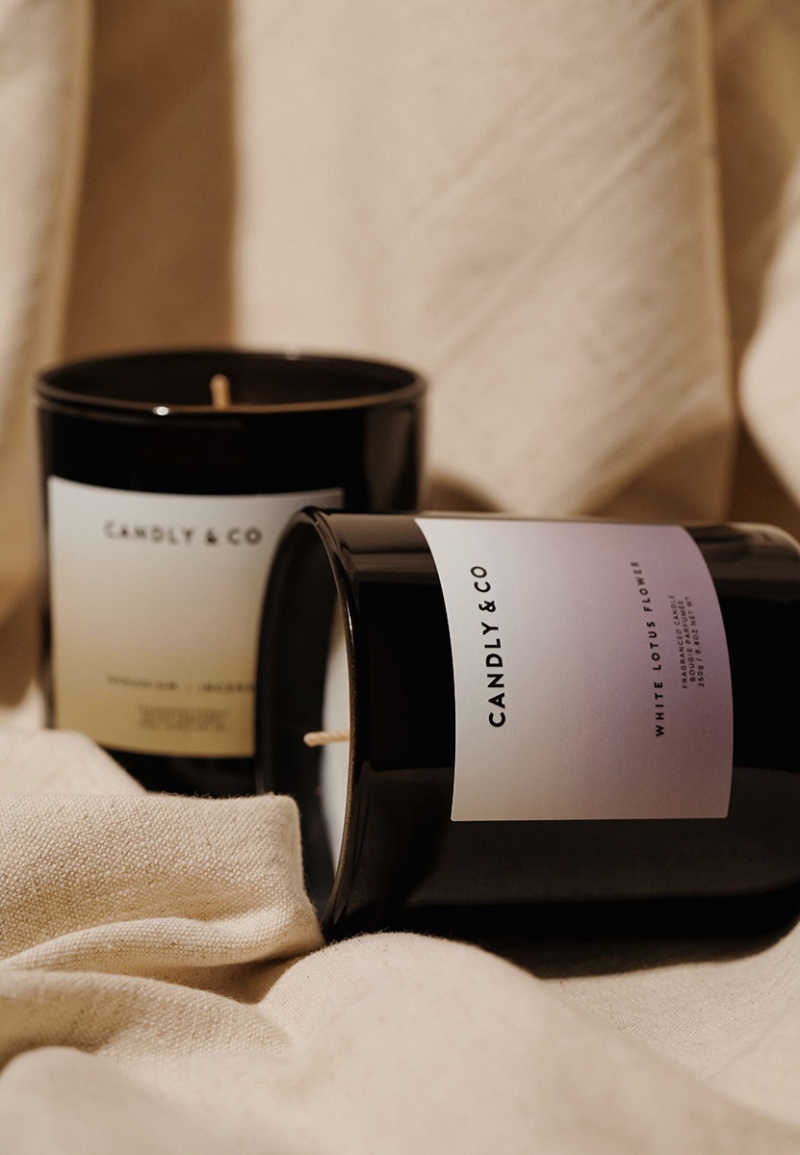 Świeca sojowa w szkle CANDLY&CO, bez cytatu, zapach No.8, 250g - obrazek 4